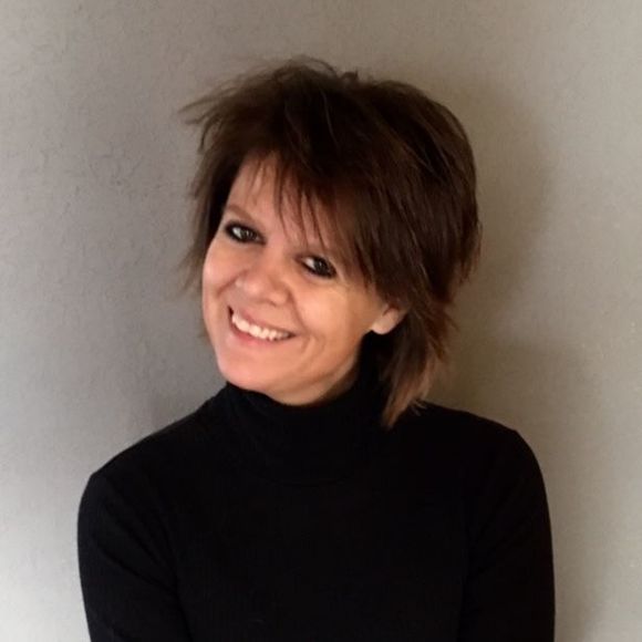 Meet your Posher, Amy - Picture 1 of 1